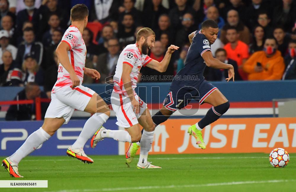 Champions League - PSG v RB Leipzig
