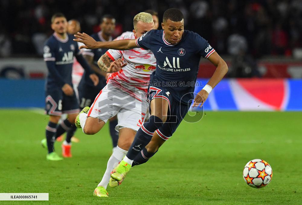 Champions League - PSG v RB Leipzig