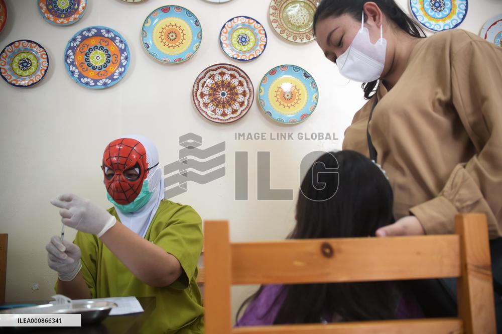 INDONESIA-JAKARTA-COVID-19-CHILDREN-VACCINATION