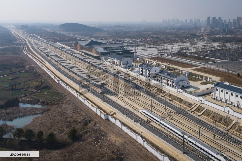 CHINA-ANQING-JIUJIANG-HIGH-SPEED RAILWAY-OPERATION (CN)