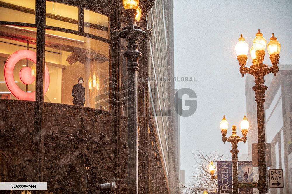 U.S.-CHICAGO-WINTER-STORM