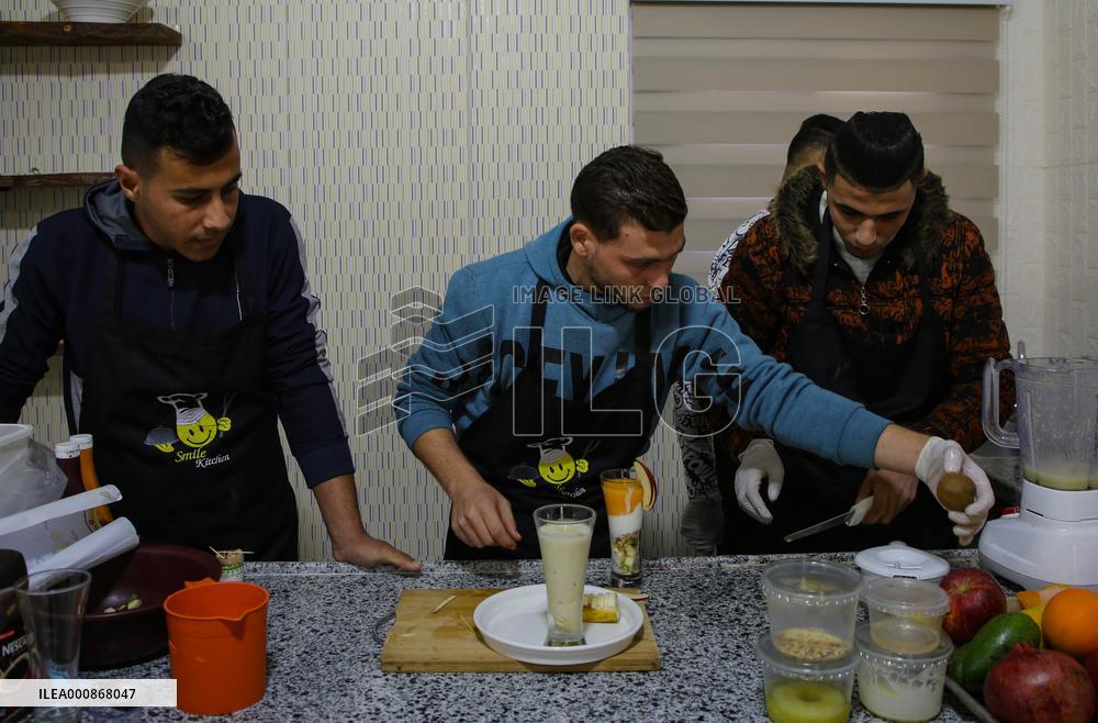 MIDEAST-GAZA CITY-CULINARY-SCHOOL