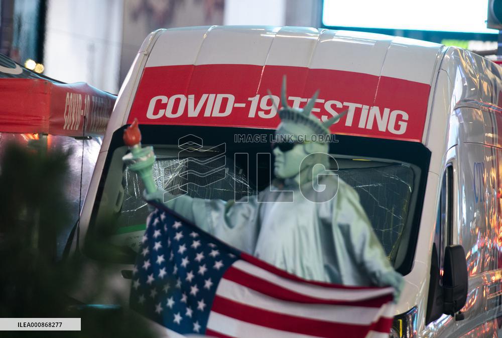 Xinhua Headlines: America in deepening political fissures one year after Capitol riot