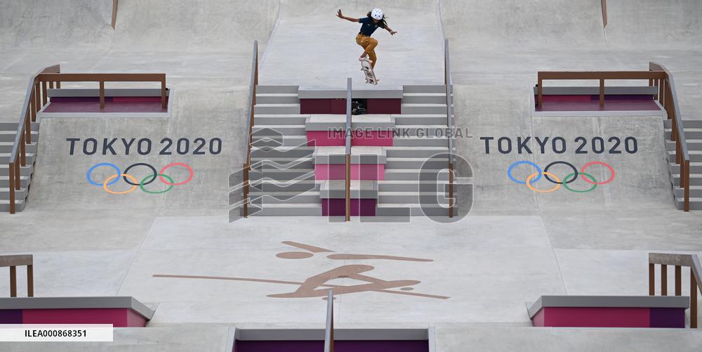 (SP)XINHUA-PICTURES OF THE YEAR 2021-SPORT