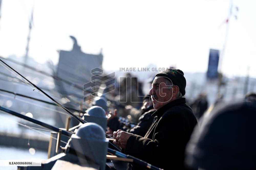 TURKEY-ISTANBUL-ANGLERS
