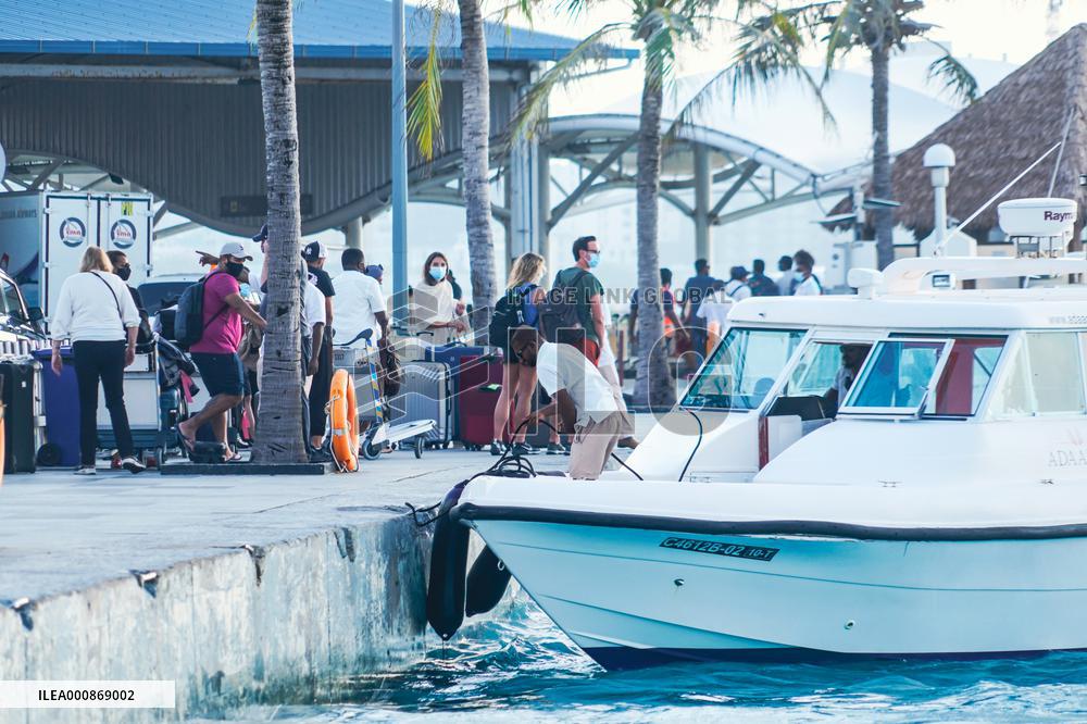MALDIVES-MALE-TOURISM