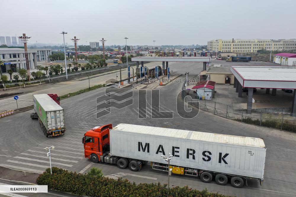 CHINA-GUANGXI-DONGXING-IMMIGRATION INSPECTION-RESUMPTION (CN)