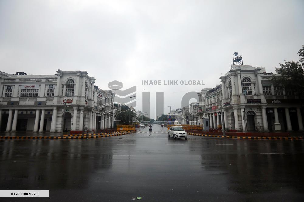 INDIA-NEW DELHI-WEEKEND CURFEW