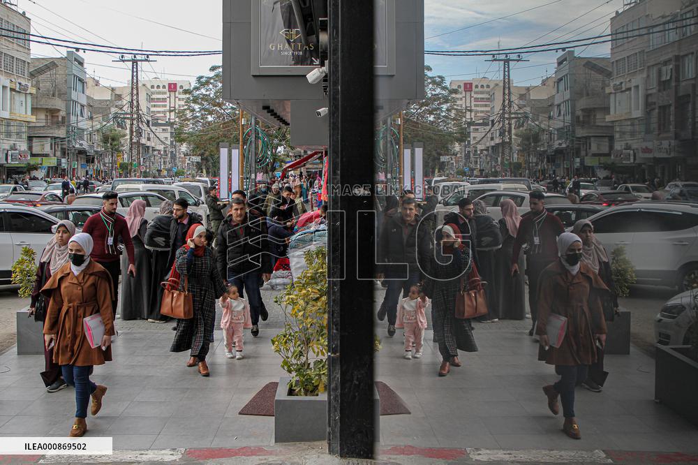 MIDEAST-GAZA CITY-POPULATION-INCREASE