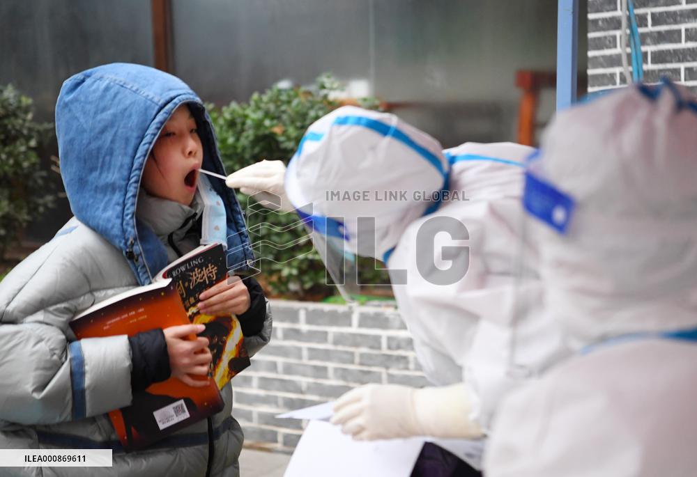 CHINA-HENAN-ZHENGZHOU-COVID-19-TEST (CN)