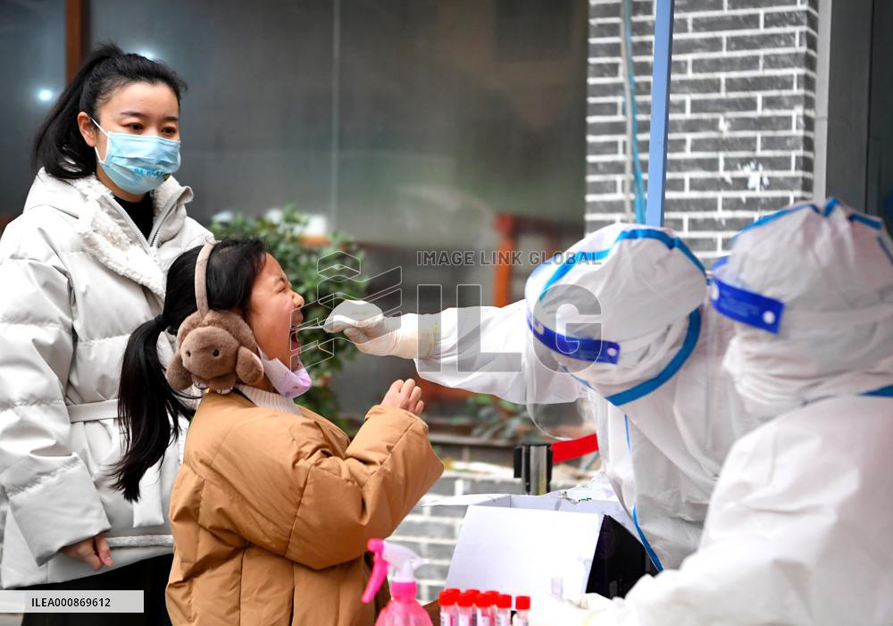 CHINA-HENAN-ZHENGZHOU-COVID-19-TEST (CN)