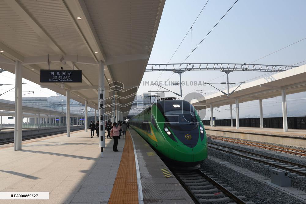 CHINA-SICHUAN-LIANGSHAN-BULLET TRAIN-LAUNCH (CN)