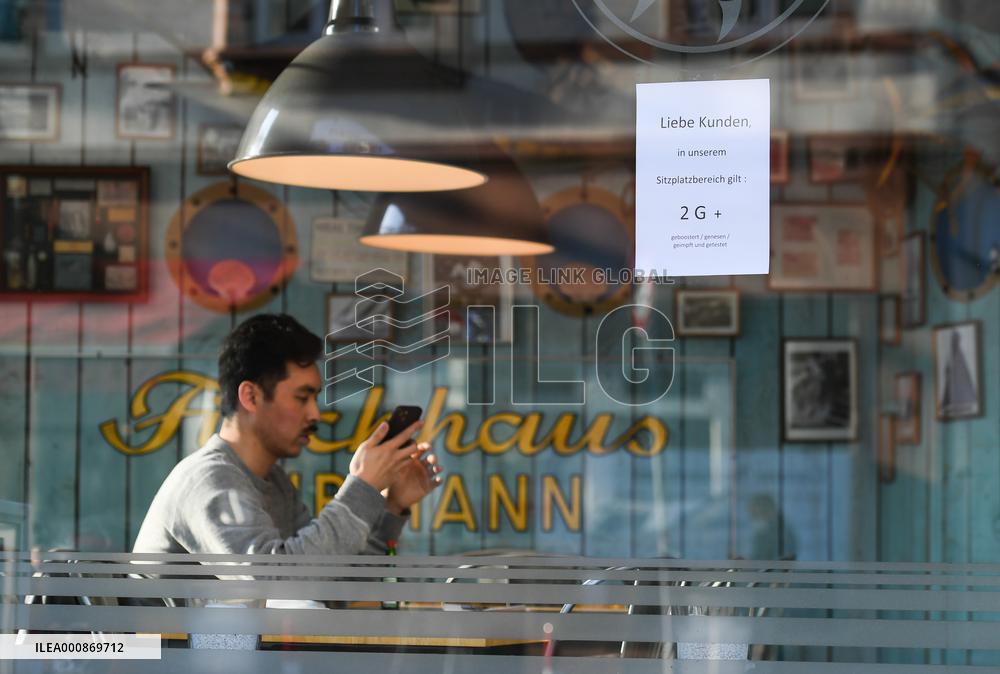 GERMANY-FRANKFURT-COVID-19-2G PLUS-RULE