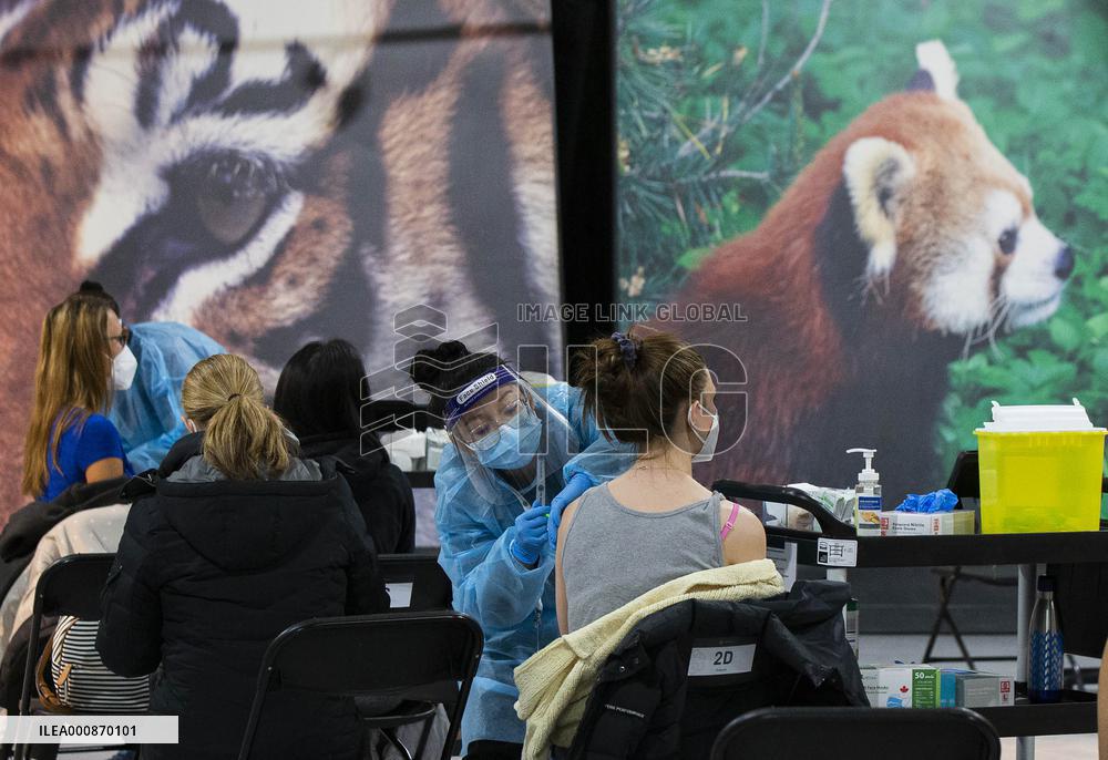 CANADA-TORONTO-COVID-19-VACCINATION CLINIC-OPEN