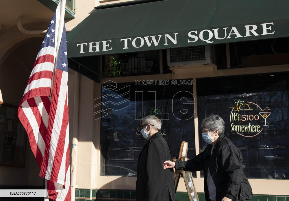 U.S.-CALIFORNIA-COVID-19-MEASURES