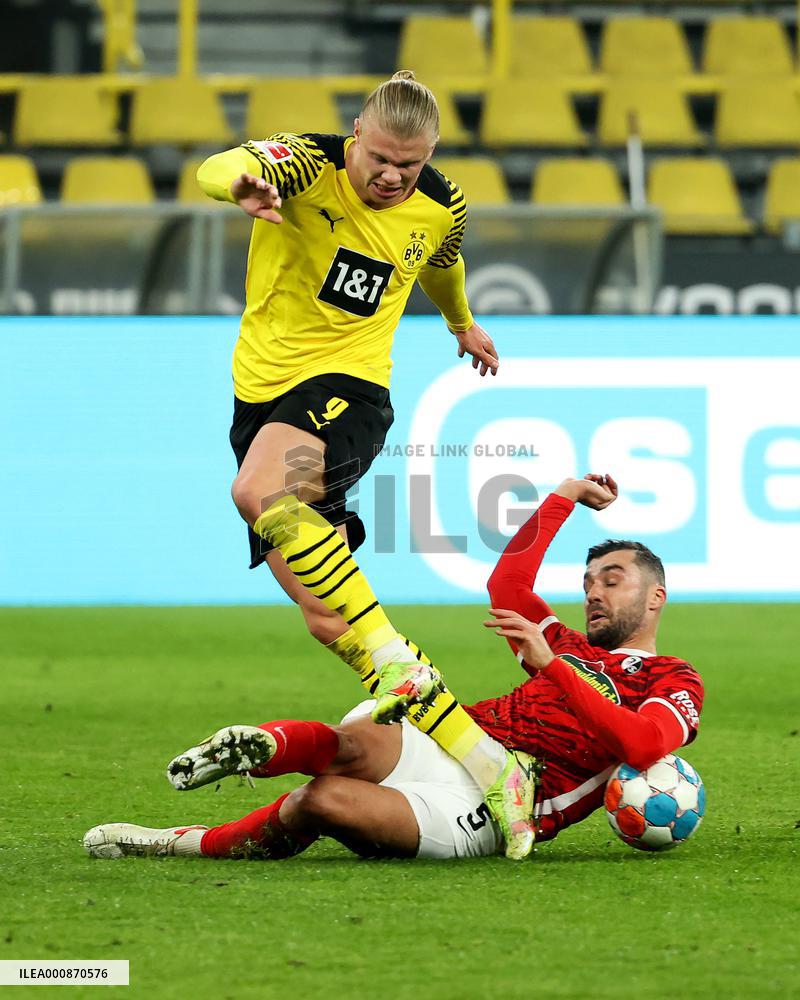 (SP)GERMANY-DORTMUND-FOOTBALL-BUNDESLIGA-DORTMUND VS FREIBURG