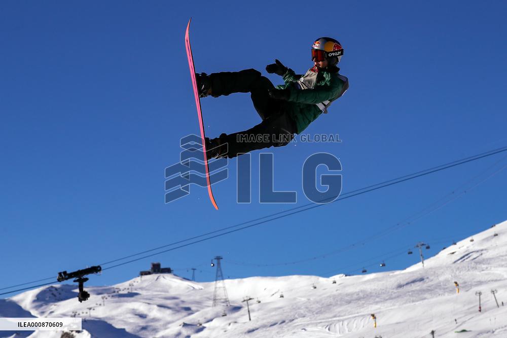 (SP)SWITZERLAND-LAAX-SNOWBOARD WORLD CUP-SLOPESTYLE SEMIFINAL