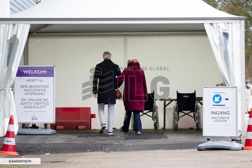 NETHERLANDS-HAARLEM-COVID-19-VACCINATION-BOOSTER JAB
