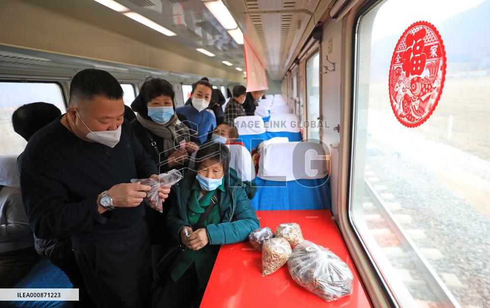 CHINA-LIAONING-DANDONG-ON-BOARD MARKET (CN)