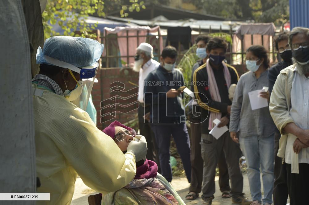 BANGLADESH-DHAKA-COVID-19-TESTING