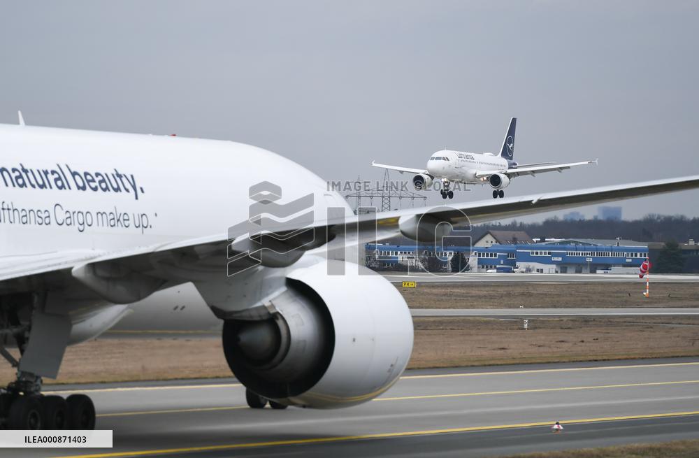 GERMANY-FRANKFURT-AIRPORT-PASSENGER NUMBERS-INCREASE