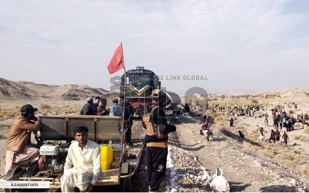 PAKISTAN-BALOCHISTAN-EXPLOSION-PASSENGER TRAIN