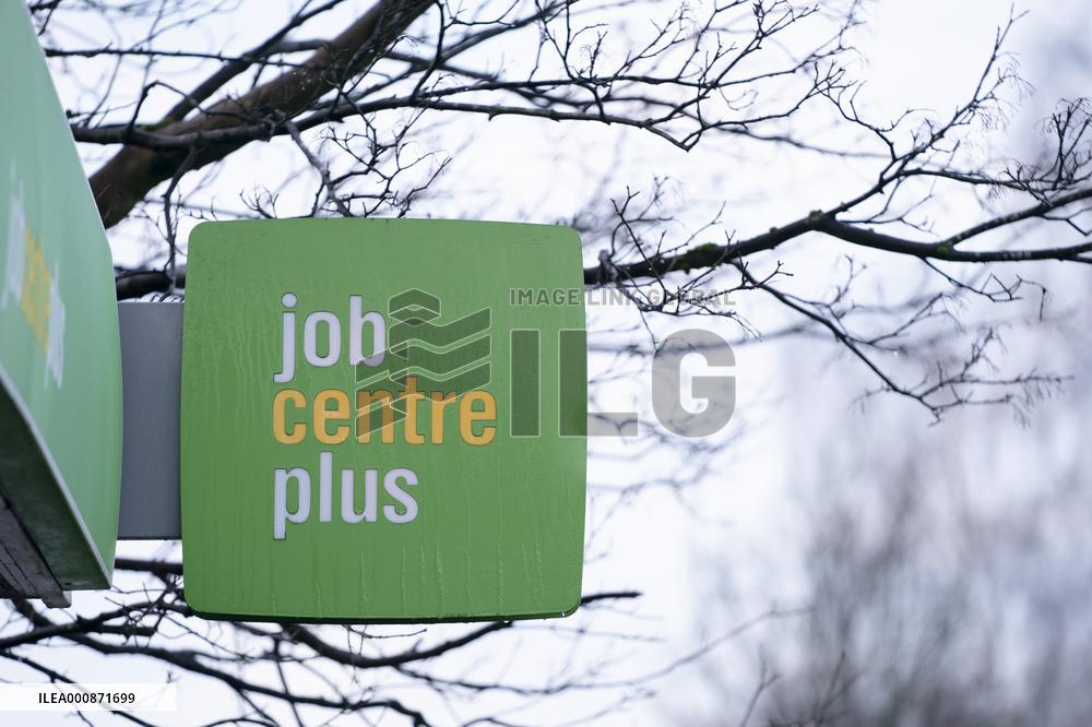 BRITAIN-MANCHESTER-JOB VACANCIES-JOB CENTER