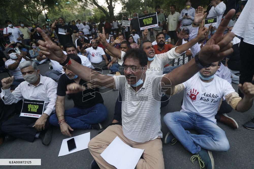 Kashmiri Hindus Protest - New Dehli