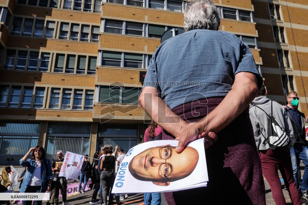 Protest against the Greenwashing policy of the Italian Ministry