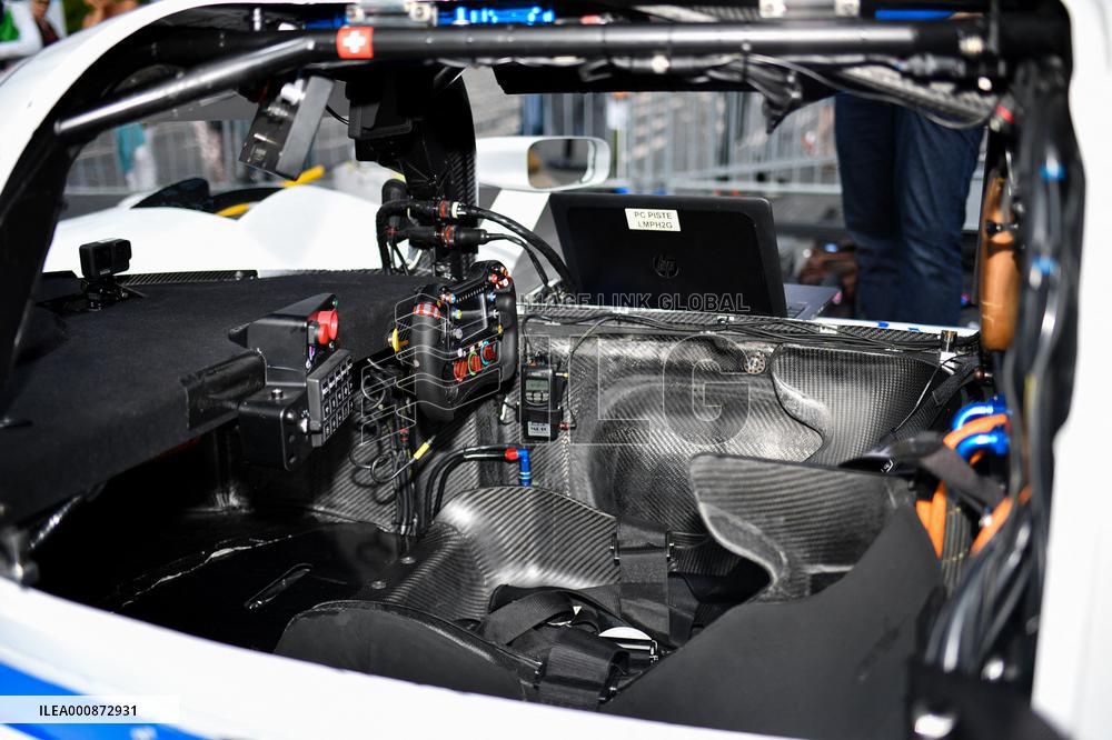 Christian Estrosi in the LMPH2G piloted by Norman Nato - Nice