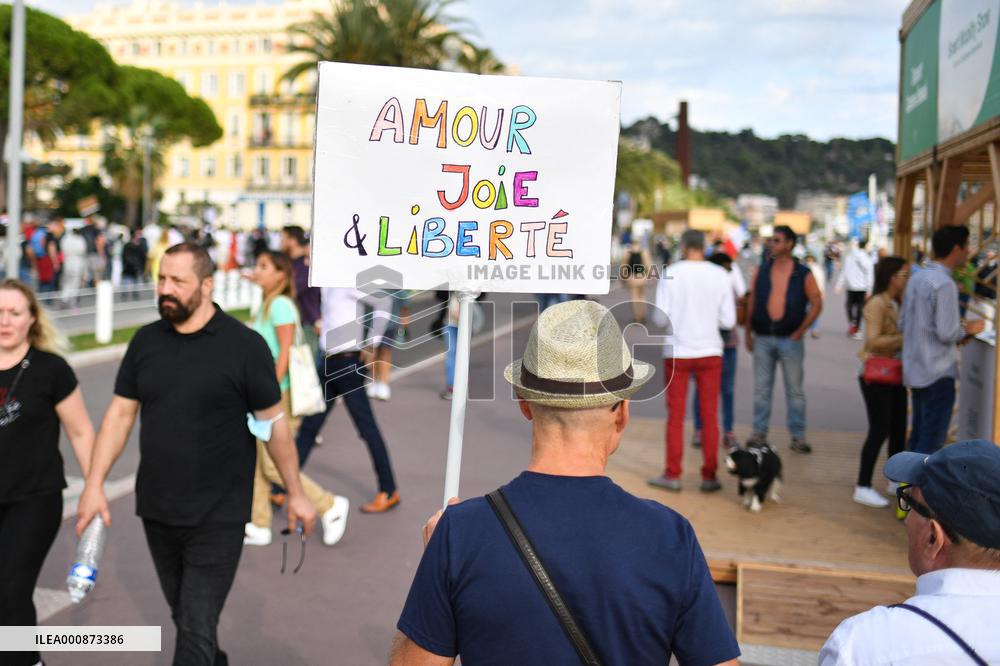 Anti health pass demonstration in Nice
