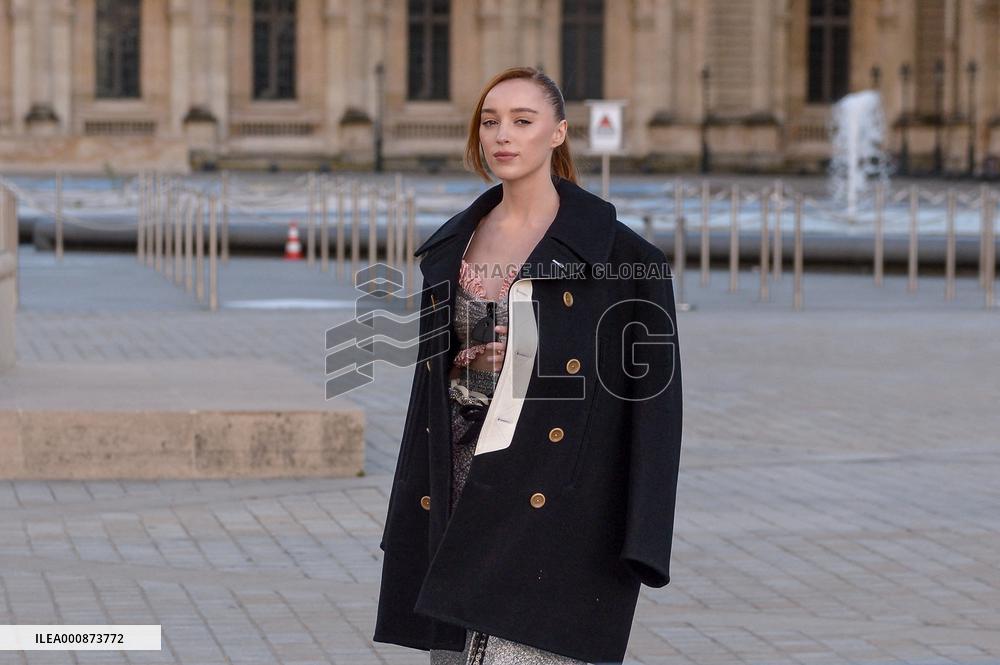 PFW Louis Vuitton Arrivals JR