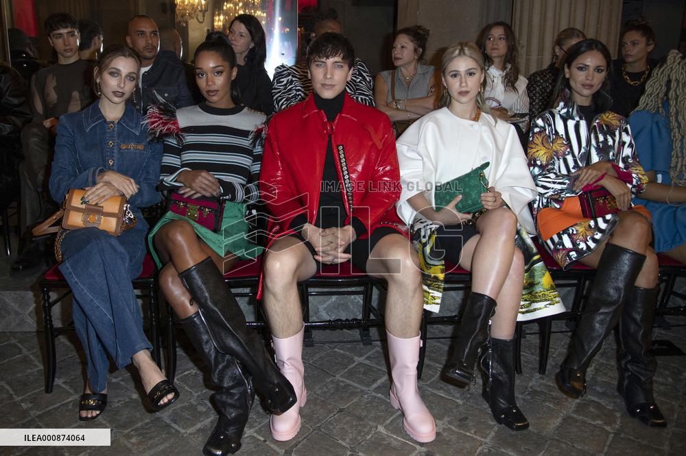 PFW - Louis Vuitton Front Row