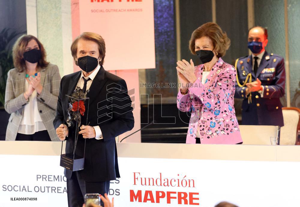 Queen Sofía Presents Social Awards - Madrid