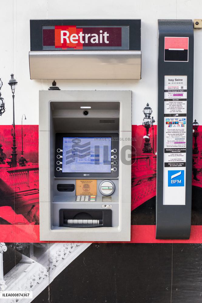 ATM Illustration - Paris