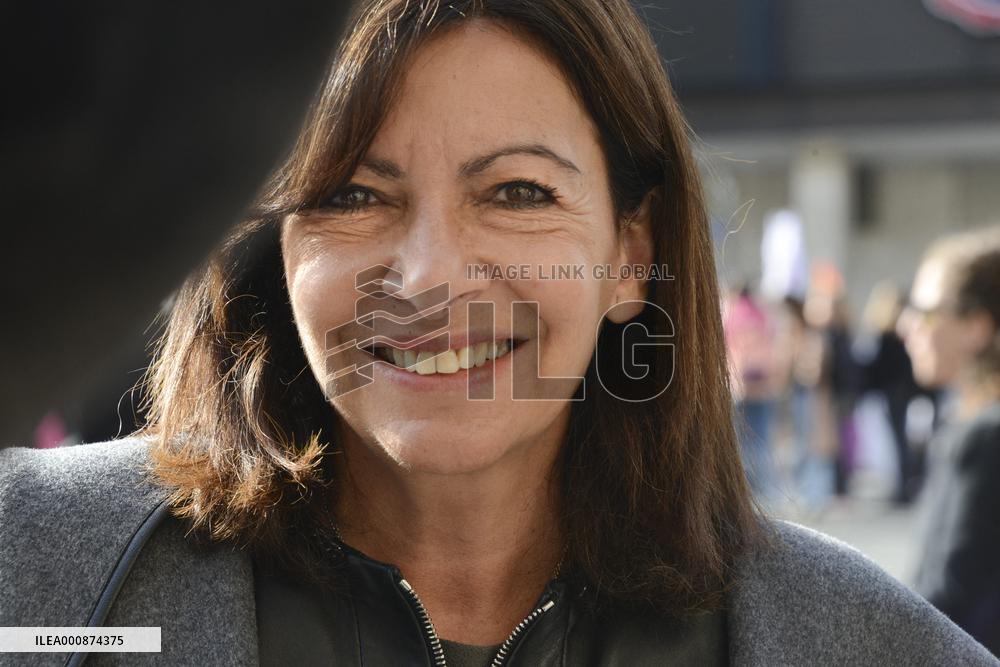Demonstration Of Midwives On Strike - Paris