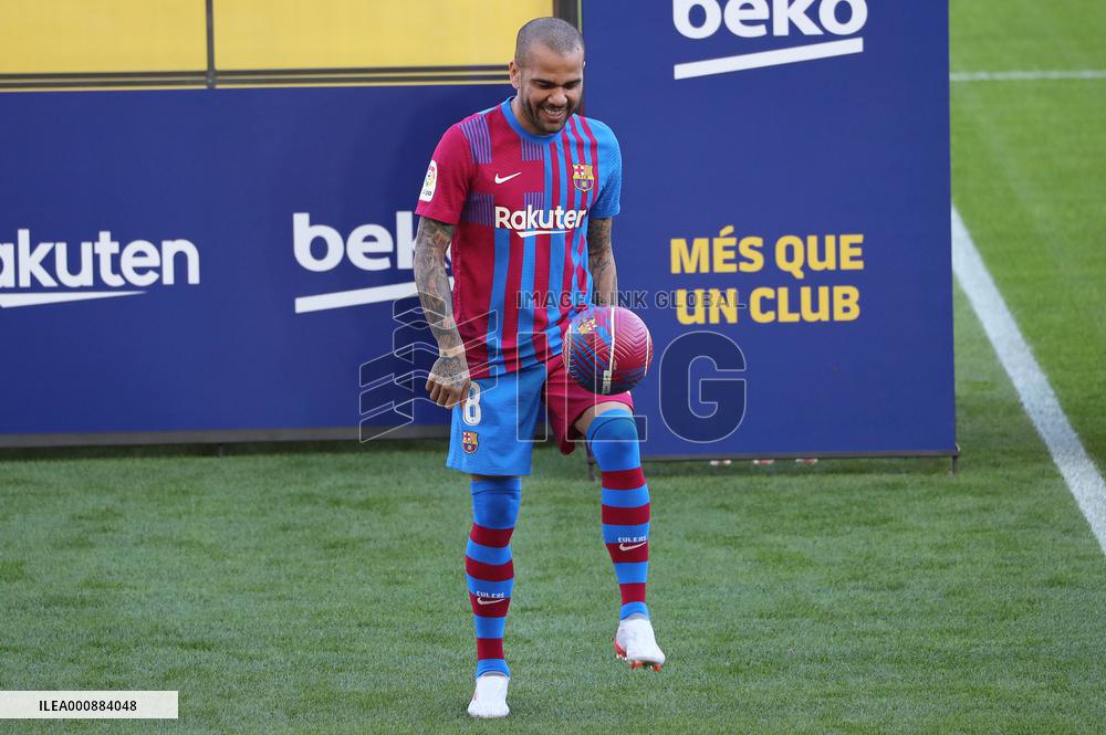 SOCCER-SPAIN-DANI-ALVES