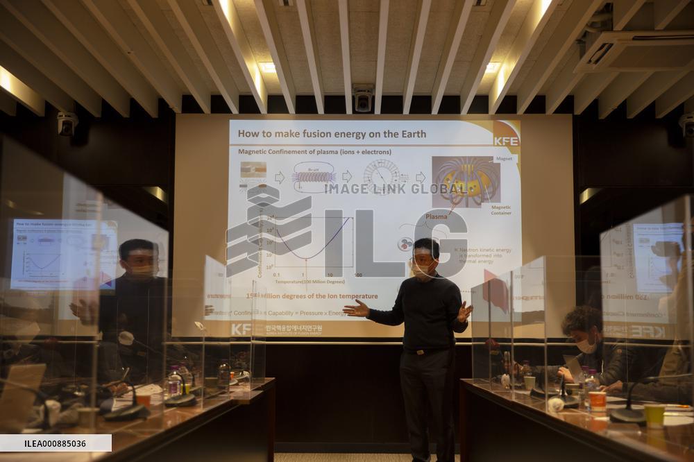 SOUTH KOREA-DAEJEON-KSTAR DEVICE-RESEARCH