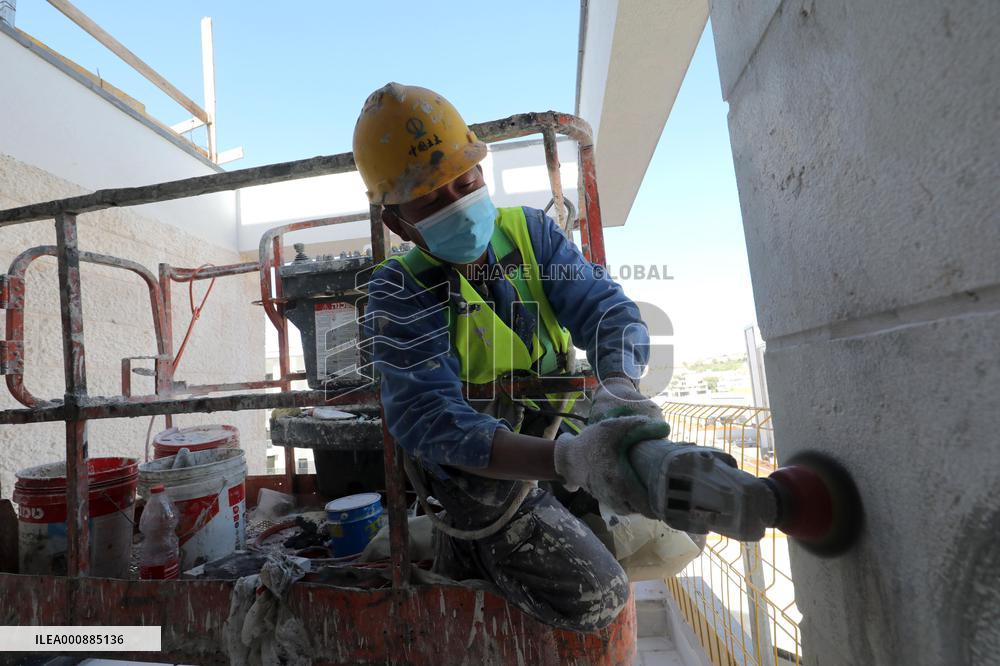 ISRAEL-SHOHAM-COVID-19-CHINESE WORKERS