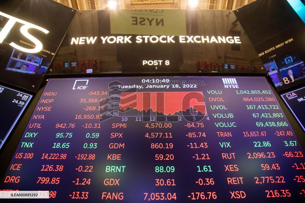 U.S.-NEW YORK-STOCK-FALL
