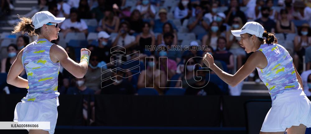 (SP)AUSTRALIA-MELBOURNE-TENNIS-AUSTRALIAN OPEN-WOMEN'S DOUBLES-SECOND ROUND