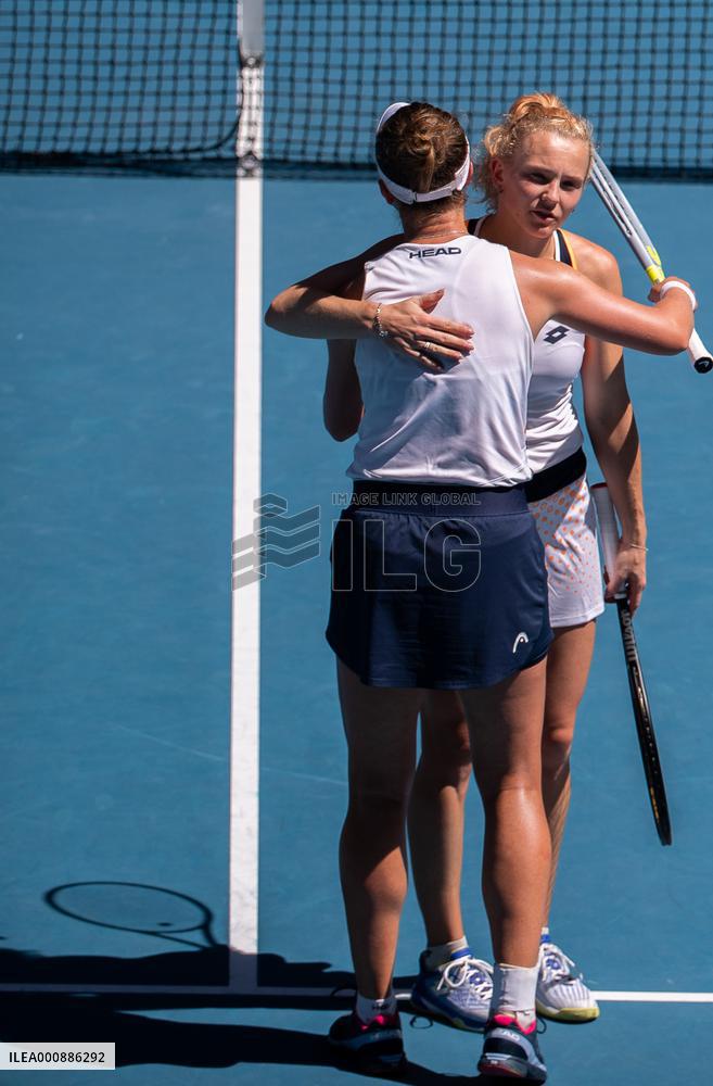(SP)AUSTRALIA-MELBOURNE-TENNIS-AUSTRALIAN OPEN-WOMEN'S DOUBLES-SECOND ROUND