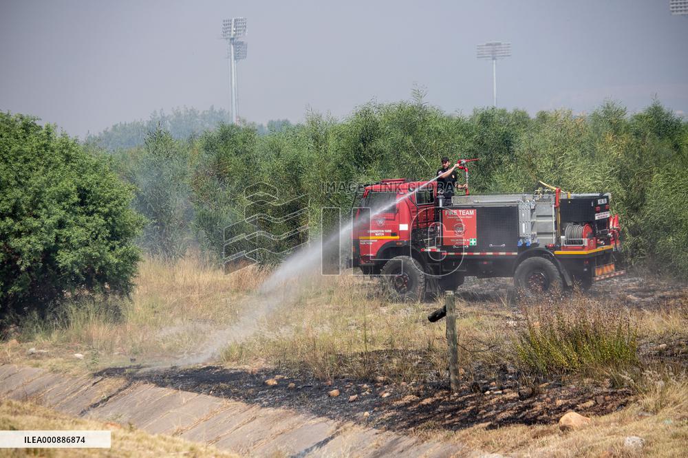 SOUTH AFRICA-WESTERN CAPE-HEAT WAVE
