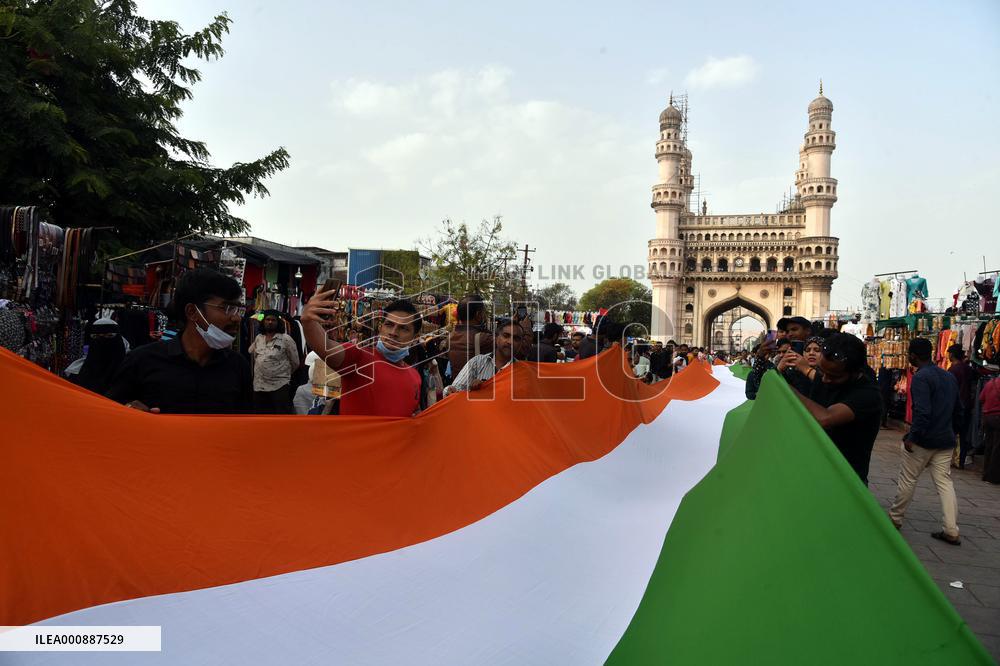 INDIA-HYDERABAD-LONG FLAG