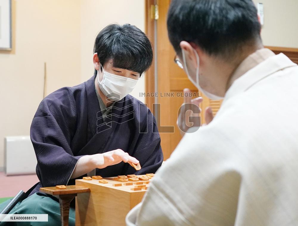 Shogi sensation Fujii