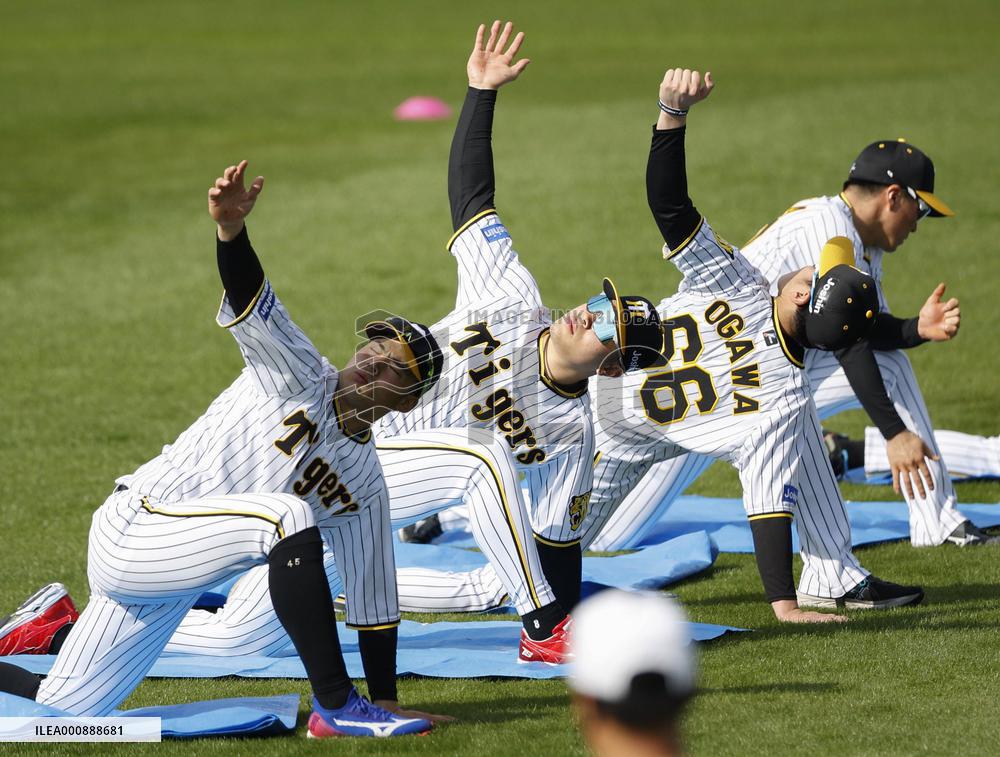 Spring training camp begins for Japan pro baseball clubs