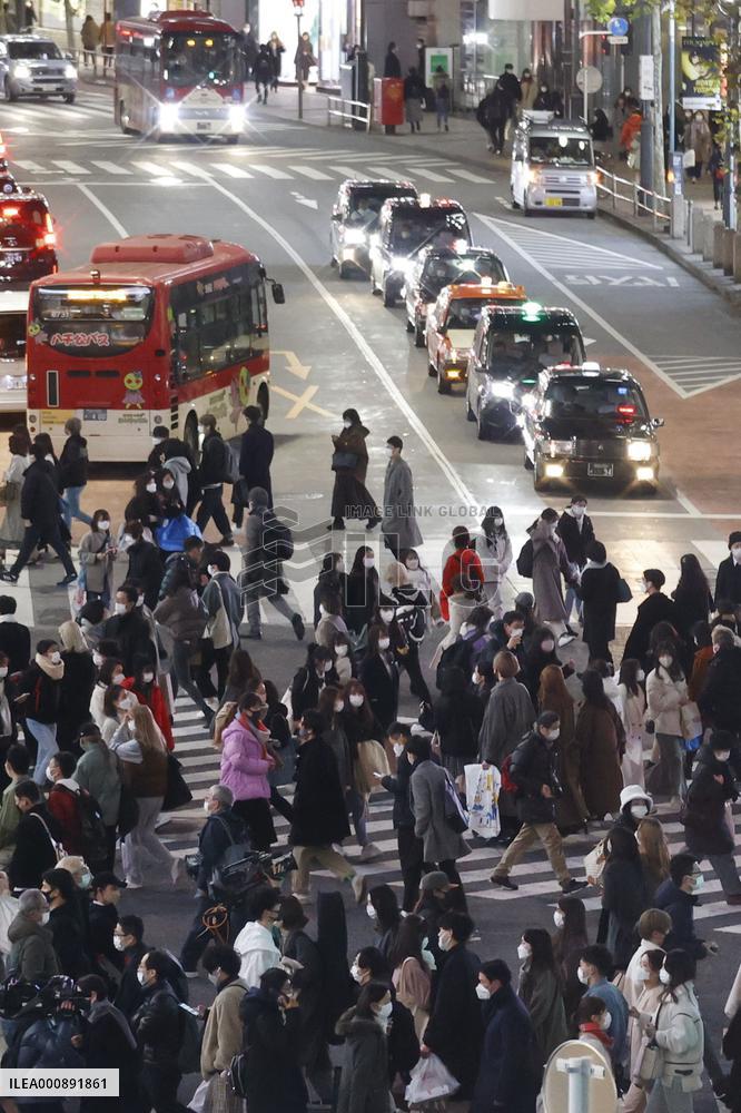 Tokyo reports record COVID-19 cases