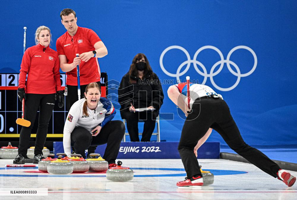 (BEIJING 2022)CHINA-BEIJING-OLYMPIC WINTER GAMES-CURLING-MIXED DOUBLES (CN)