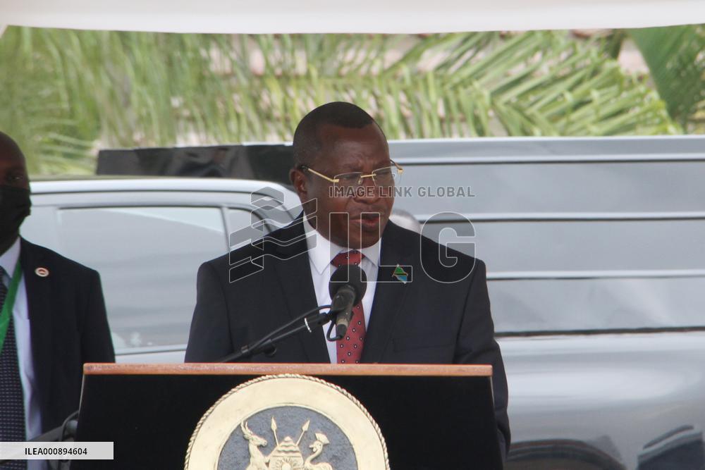 UGANDA-KAMPALA-OIL COMPANIES-FID-COMMERCIAL PRODUCTION