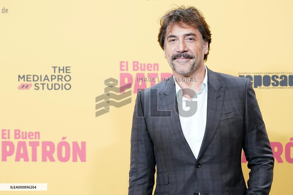 Javier Bardem Attends El Buen Patron Premiere - Madrid